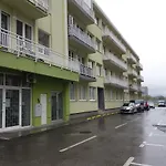 Ada Apartment