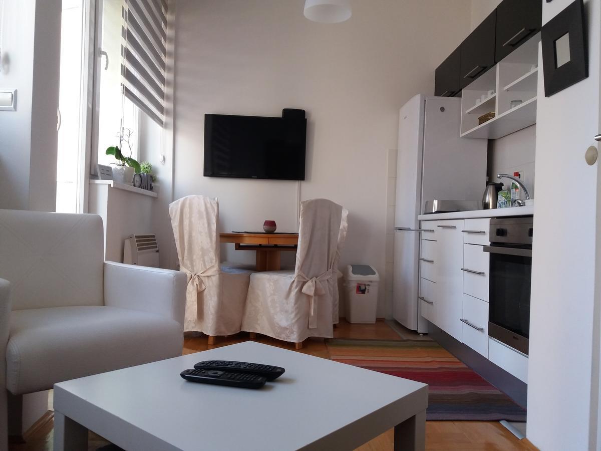 Apartment Ada